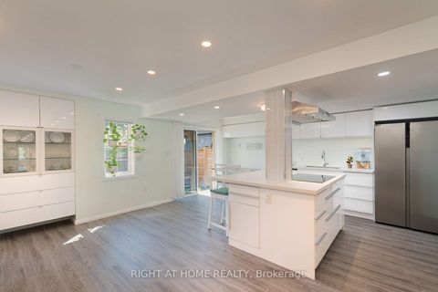 Photo 37 at 43 Hopewell Street, Kleinburg, Vaughan