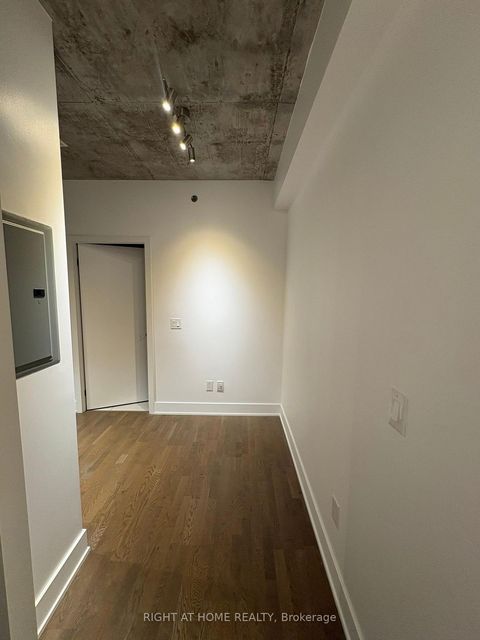 Photo 4 at 602 - 90 Trinity Street, Moss Park, Toronto