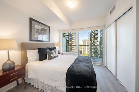Photo 4 at 2103 - 99 Broadway Avenue, Mount Pleasant West, Toronto