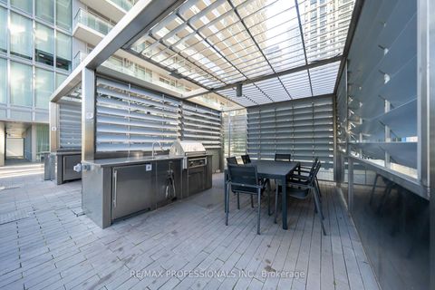 Photo 12 at 2103 - 99 Broadway Avenue, Mount Pleasant West, Toronto