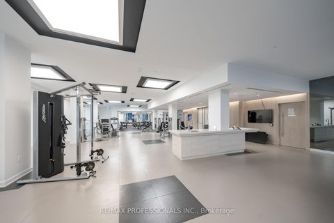 Photo 18 at 2103 - 99 Broadway Avenue, Mount Pleasant West, Toronto