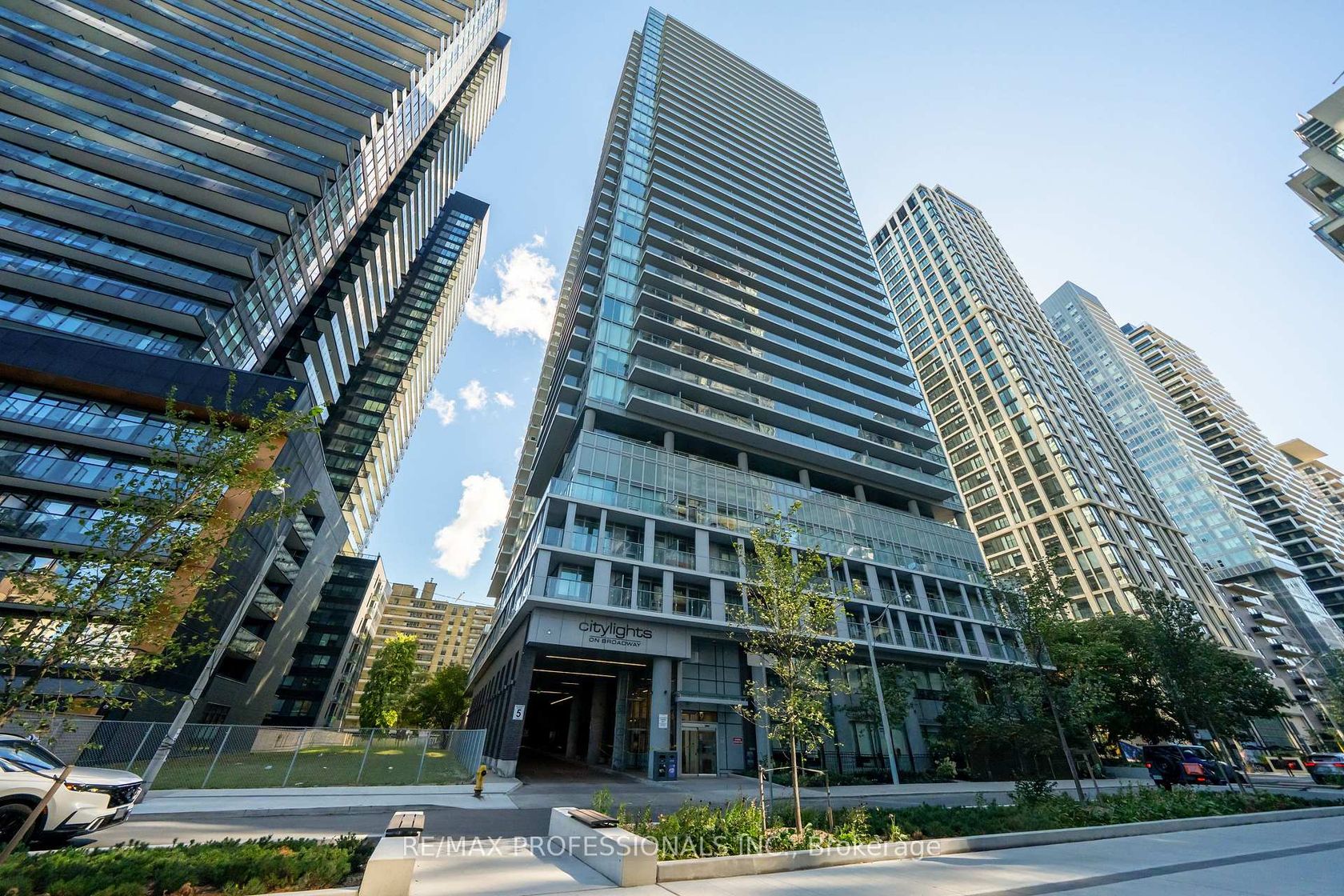 2103 - 99 Broadway Avenue, Mount Pleasant West, Toronto 