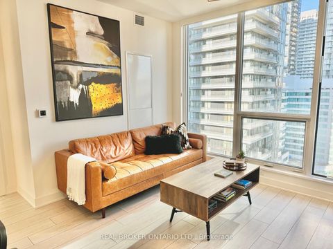 Photo 0 at 1913 - 35 Mercer Street, Waterfront Communities C1, Toronto