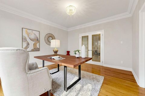 Photo 7 at 53 Brookshill Crescent, Bayview Hill, Richmond Hill