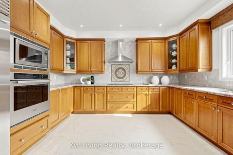 Photo 12 at 53 Brookshill Crescent, Bayview Hill, Richmond Hill