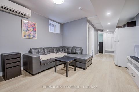 Photo 41 at 468 Markham Street, Little Italy, Toronto