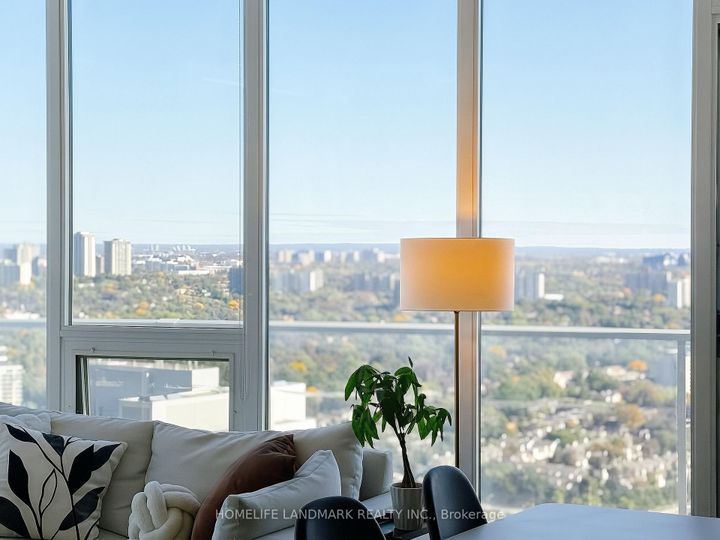 Photo 2 at PH09 - 117 McMahon Drive, Bayview Village, Toronto