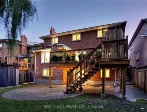 Photo 47 at 2B Trinity Crescent, Doncrest, Richmond Hill