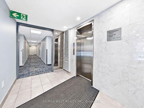 Photo 2 at 306 - 4062 Lawrence Avenue E, West Hill, Toronto