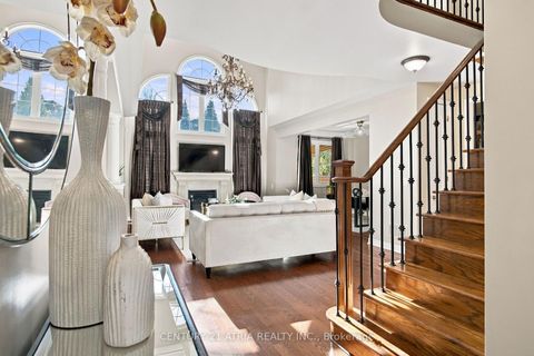 Photo 9 at 48 William Bowes Boulevard, Maple, Vaughan