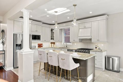 Photo 16 at 48 William Bowes Boulevard, Maple, Vaughan