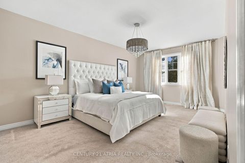 Photo 25 at 48 William Bowes Boulevard, Maple, Vaughan