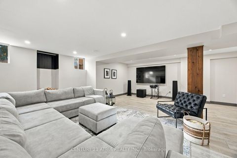 Photo 40 at 48 William Bowes Boulevard, Maple, Vaughan