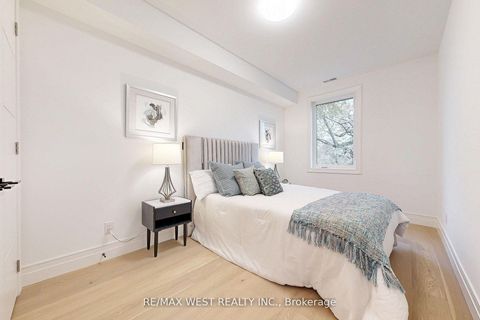 Photo 19 at 3 - 2639R Dundas Street W, Junction Area, Toronto