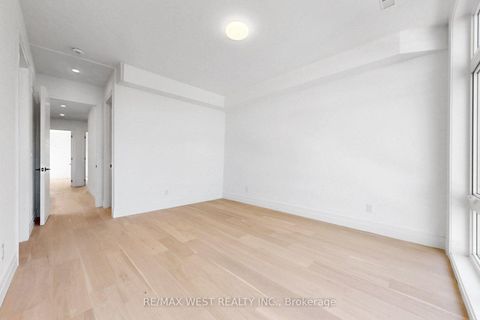 Photo 27 at 3 - 2639R Dundas Street W, Junction Area, Toronto