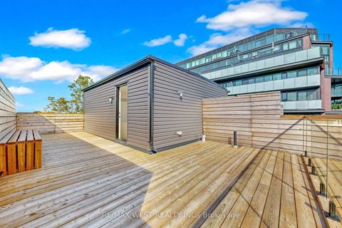 Photo 39 at 3 - 2639R Dundas Street W, Junction Area, Toronto