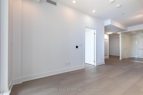 Photo 3 at 605 - 8 Manor Road W, Eglinton, Toronto