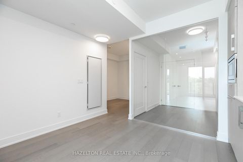Photo 11 at 605 - 8 Manor Road W, Eglinton, Toronto