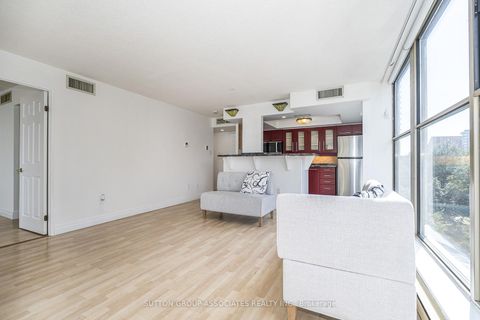 Photo 12 at 501 - 65 Scadding Avenue, Waterfront Communities C8, Toronto
