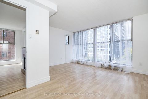 Photo 15 at 501 - 65 Scadding Avenue, Waterfront Communities C8, Toronto