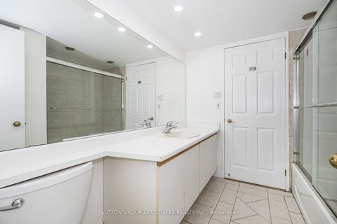 Photo 21 at 501 - 65 Scadding Avenue, Waterfront Communities C8, Toronto