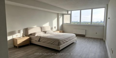 Photo 5 at 2003 - 65 Spring Garden Avenue, Willowdale East, Toronto