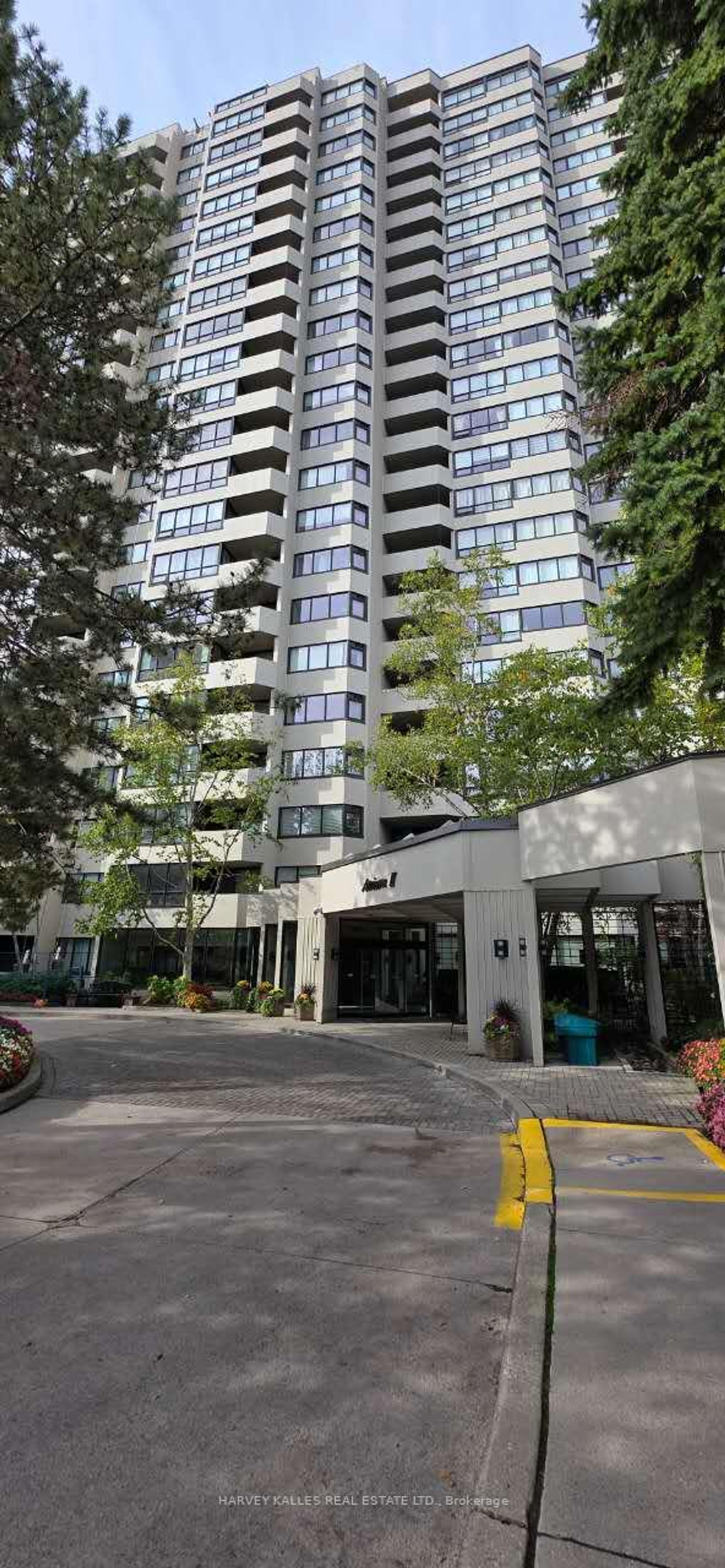 2003 - 65 Spring Garden Avenue, Willowdale East, Toronto 