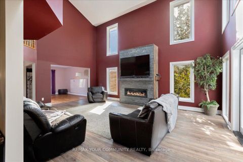 Photo 10 at 76 Riverglen Drive, Keswick South, Georgina