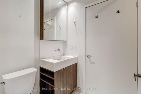 Photo 15 at 807 - 15 Lower Jarvis Street, Waterfront Communities C8, Toronto