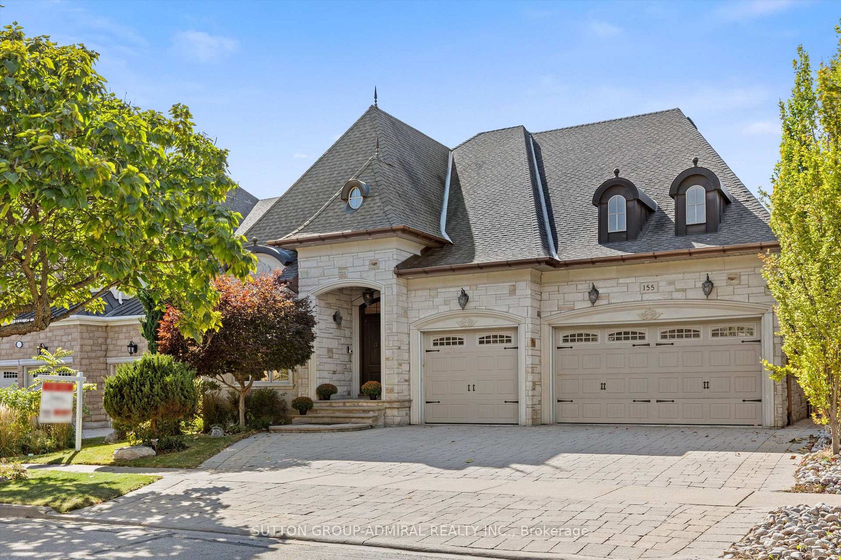 155 Cooks Mill Crescent, Patterson, Vaughan photo number 2