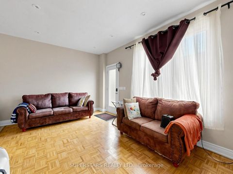 Photo 5 at 14 Bowsfield Road, York University Heights, Toronto