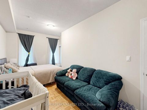 Photo 11 at 14 Bowsfield Road, York University Heights, Toronto