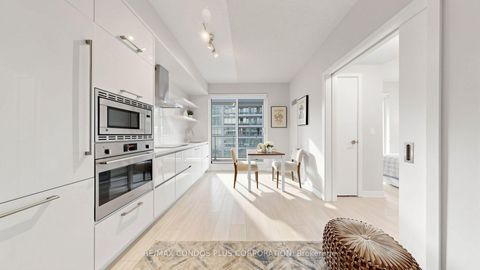 Photo 12 at 506 - 2221 Yonge Street, Mount Pleasant West, Toronto