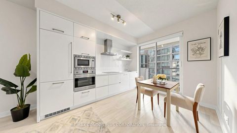 Photo 17 at 506 - 2221 Yonge Street, Mount Pleasant West, Toronto