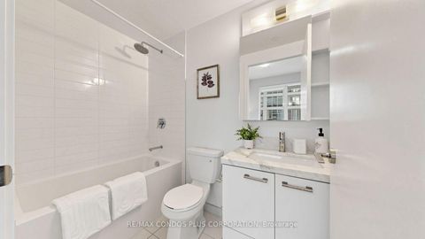 Photo 26 at 506 - 2221 Yonge Street, Mount Pleasant West, Toronto