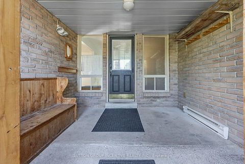 Photo 3 at 38 Trillium Crescent, Allandale Heights, Barrie