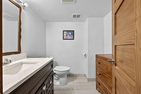 Photo 28 at 38 Trillium Crescent, Allandale Heights, Barrie