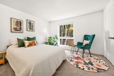 Photo 12 at 15 - 30 Livingston Road, Guildwood, Toronto