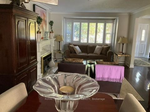 Photo 5 at 14 Humbercrest Boulevard, Lambton Baby Point, Toronto