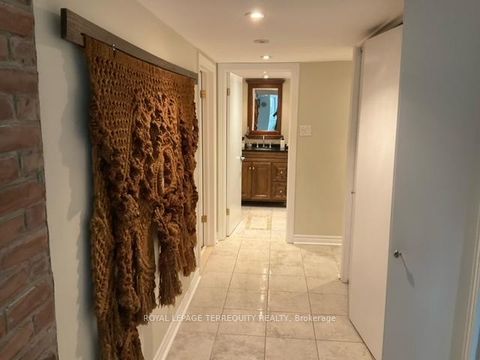 Photo 14 at 14 Humbercrest Boulevard, Lambton Baby Point, Toronto
