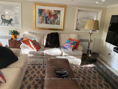 Photo 15 at 14 Humbercrest Boulevard, Lambton Baby Point, Toronto