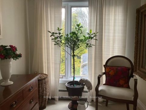Photo 21 at 14 Humbercrest Boulevard, Lambton Baby Point, Toronto