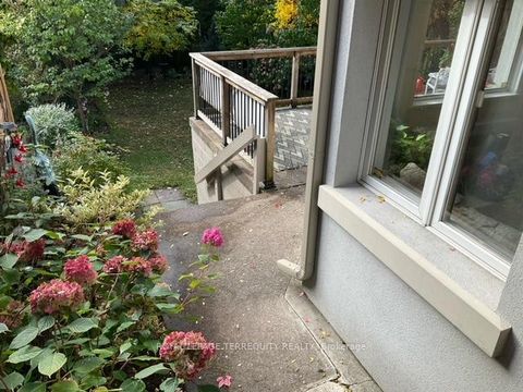 Photo 28 at 14 Humbercrest Boulevard, Lambton Baby Point, Toronto