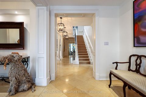 Photo 3 at 6 Vernham Avenue, Windfields, Toronto