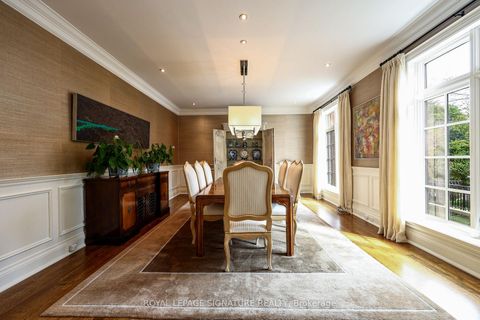 Photo 9 at 6 Vernham Avenue, Windfields, Toronto