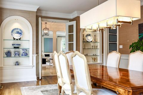 Photo 10 at 6 Vernham Avenue, Windfields, Toronto