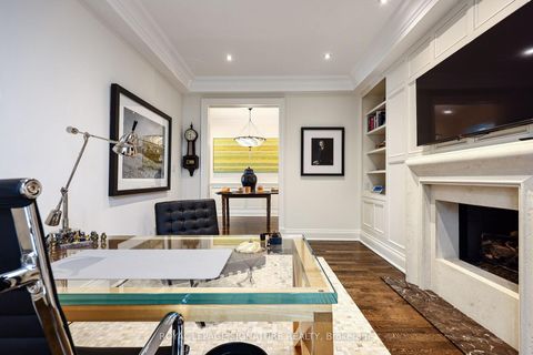 Photo 21 at 6 Vernham Avenue, Windfields, Toronto