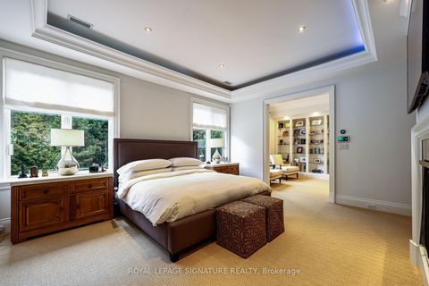 Photo 25 at 6 Vernham Avenue, Windfields, Toronto