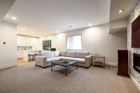Photo 35 at 6 Vernham Avenue, Windfields, Toronto