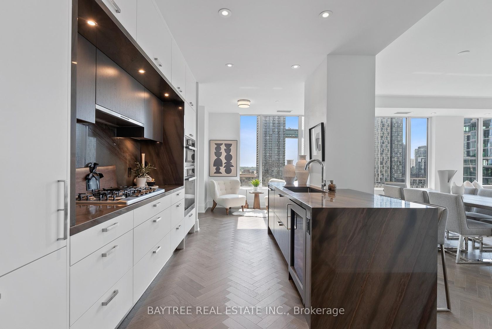 1108 - 455 Wellington Street W, Waterfront Communities C1, Toronto 